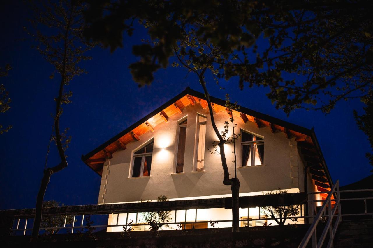 Xhuli Guesthouse Shkodër Exterior foto