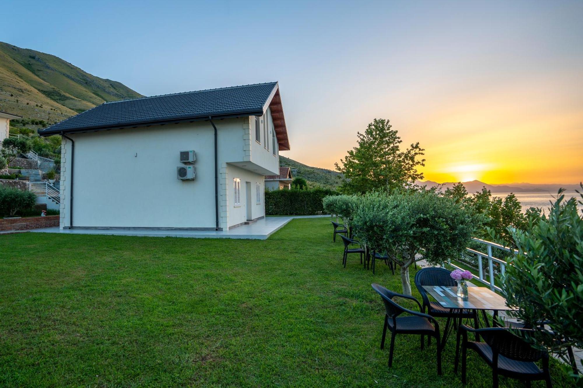 Xhuli Guesthouse Shkodër Exterior foto
